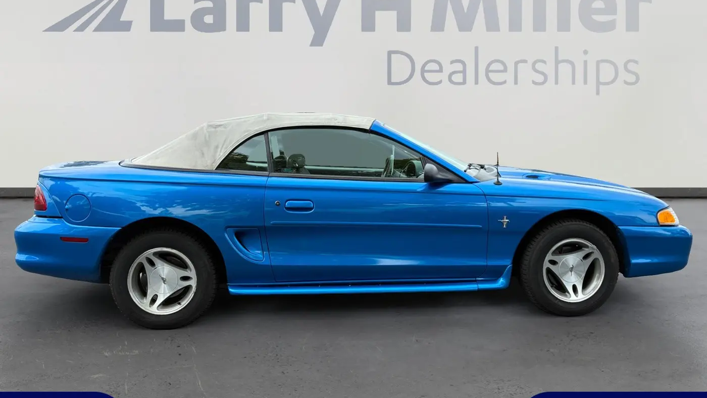 1998 Ford Mustang Base