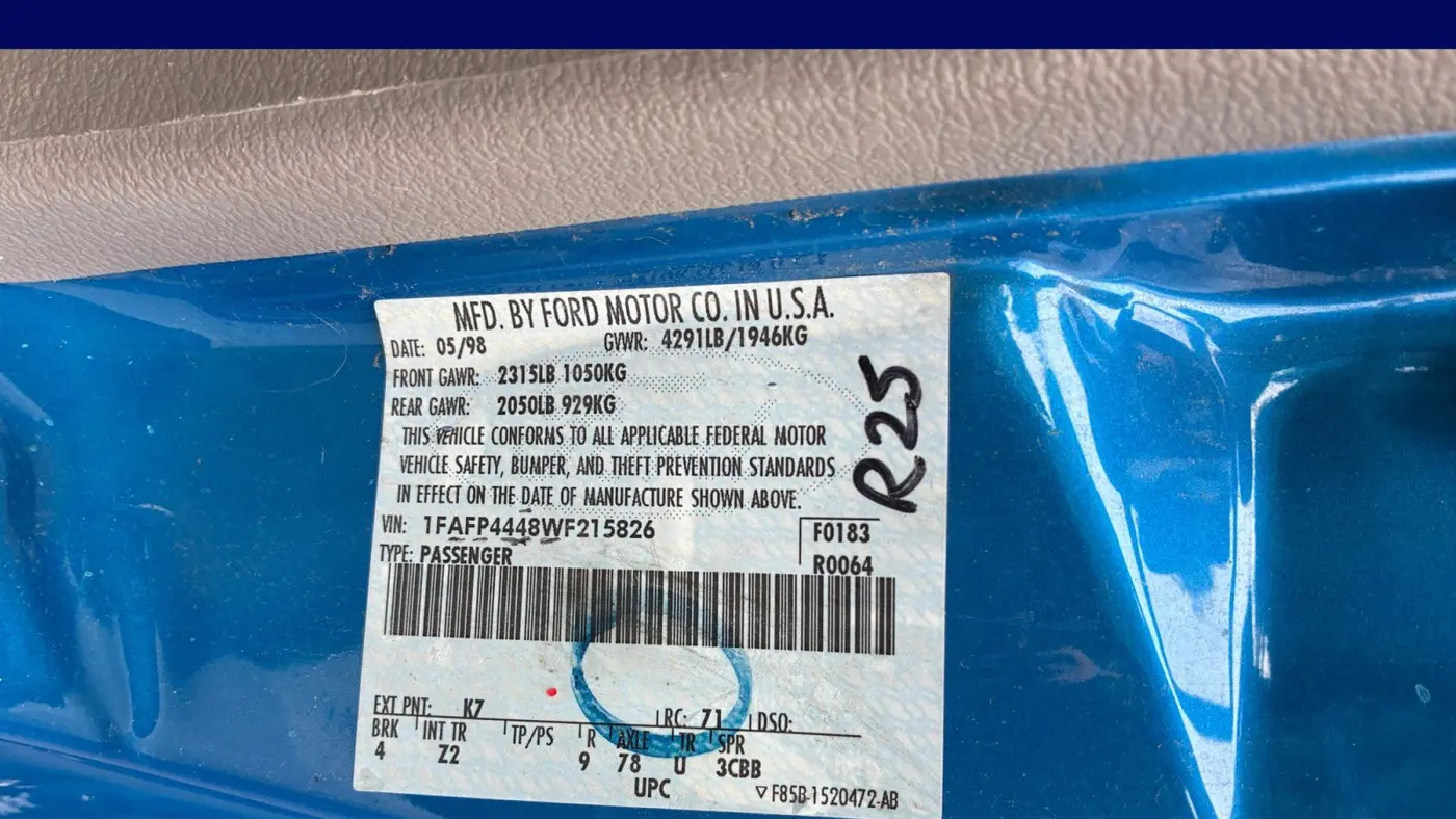 1998 Ford Mustang Base