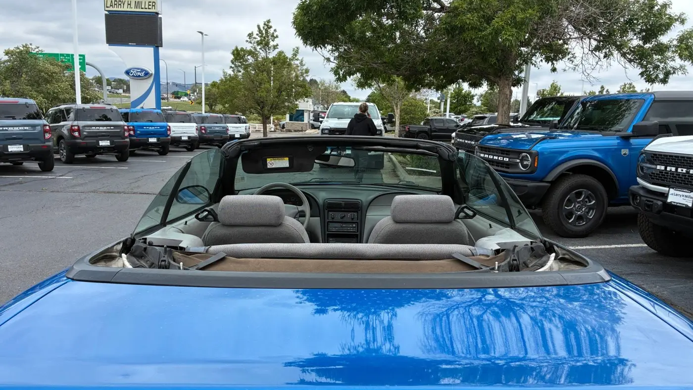1998 Ford Mustang Base