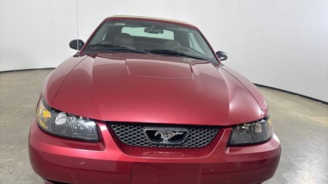 2004 Ford Mustang Deluxe