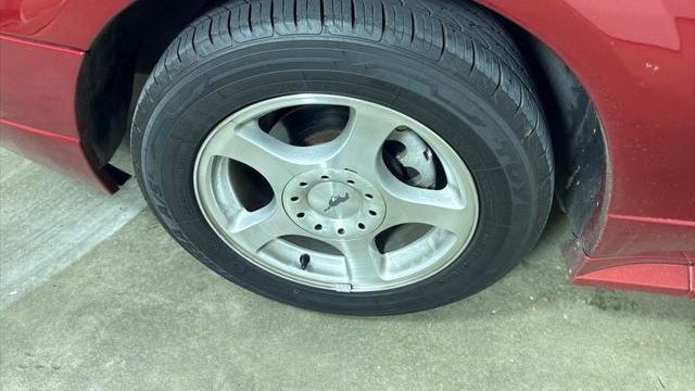 2004 Ford Mustang Deluxe