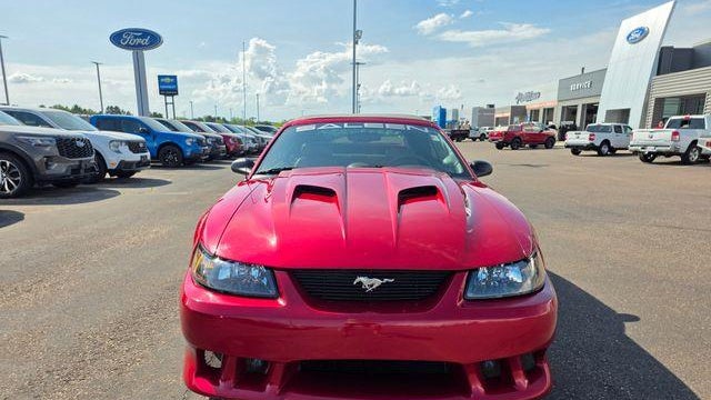 2000 Ford Mustang GT