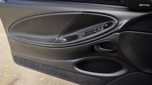 2001 Ford Mustang SVT Cobra Base