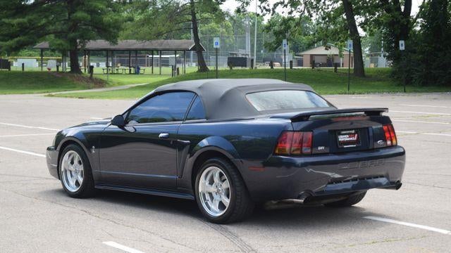 2001 Ford Mustang SVT Cobra Base