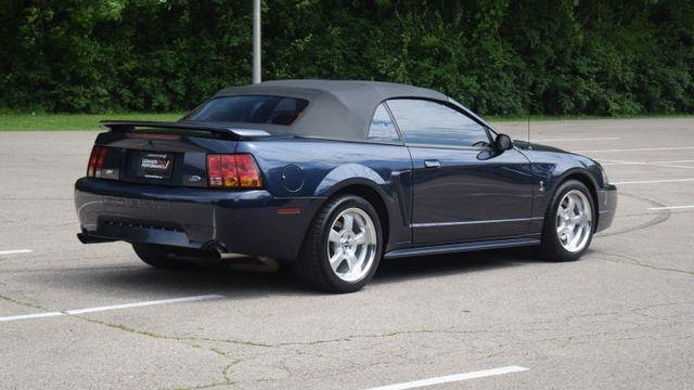 2001 Ford Mustang SVT Cobra Base