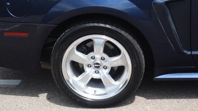 2001 Ford Mustang SVT Cobra Base