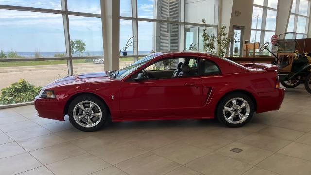 2001 Ford Mustang SVT Cobra Base