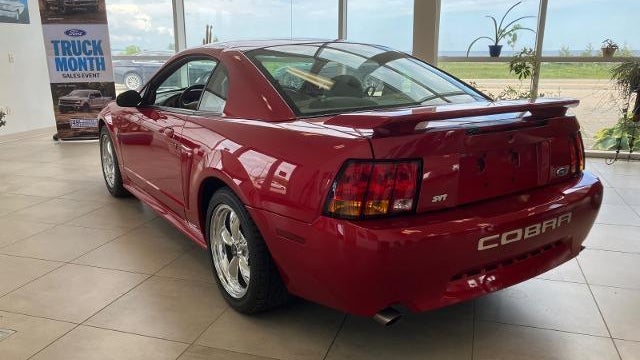 2001 Ford Mustang SVT Cobra Base