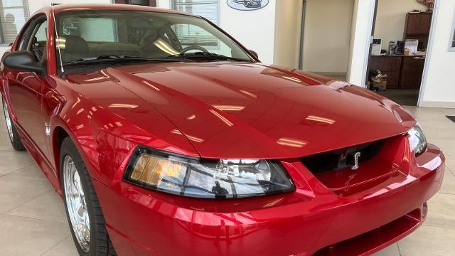 2001 Ford Mustang SVT Cobra Base