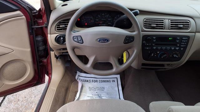 2003 Ford Taurus SES