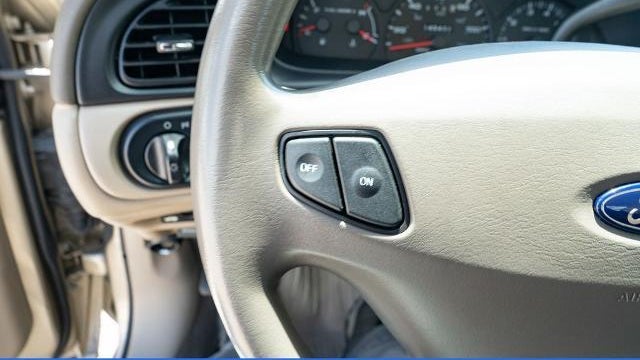 2001 Ford Taurus SES