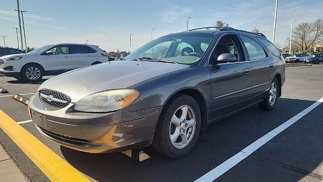 2003 Ford Taurus SE