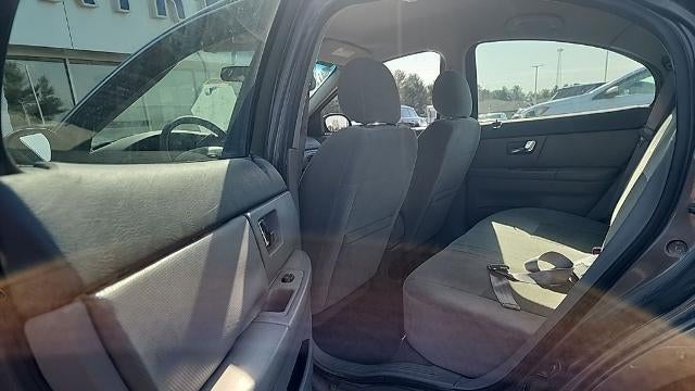 2003 Ford Taurus SE
