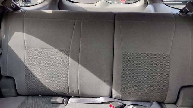 2003 Ford Taurus SE