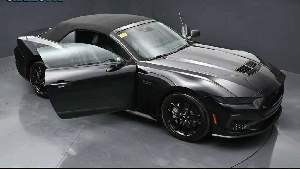 2025 Ford Mustang GT Premium