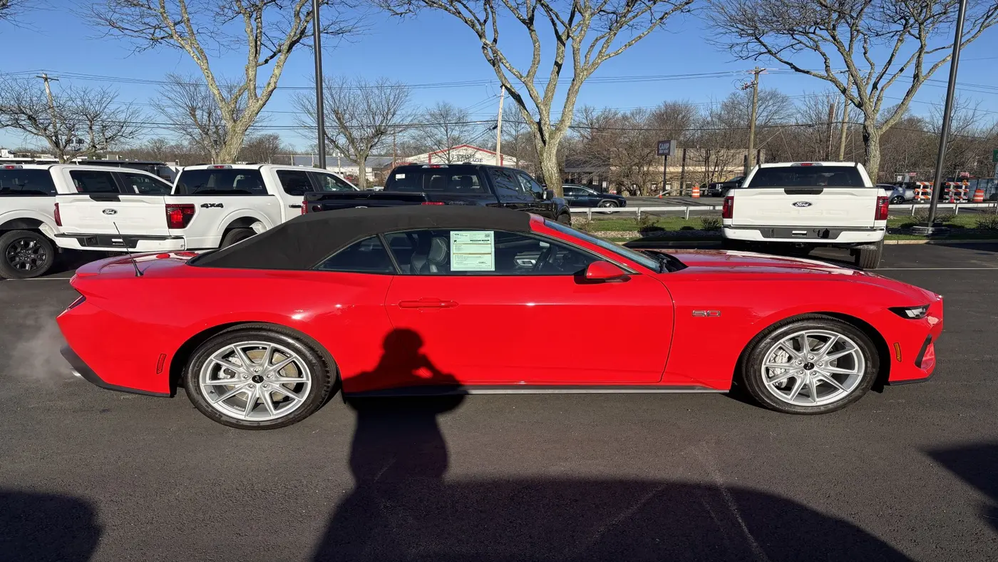 2024 Ford Mustang GT Premium
