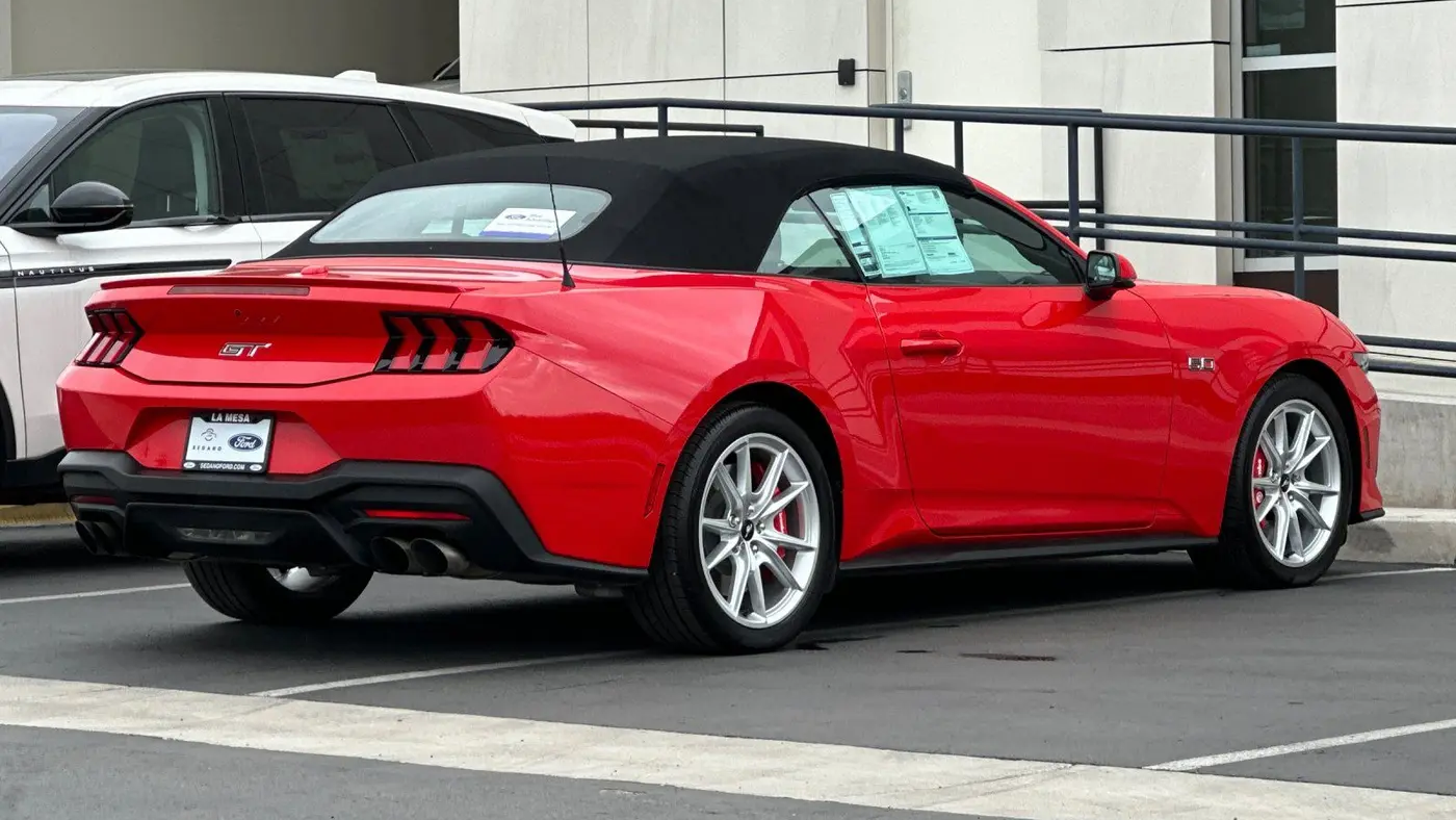 2025 Ford Mustang GT Premium