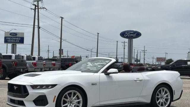 2025 Ford Mustang GT Premium