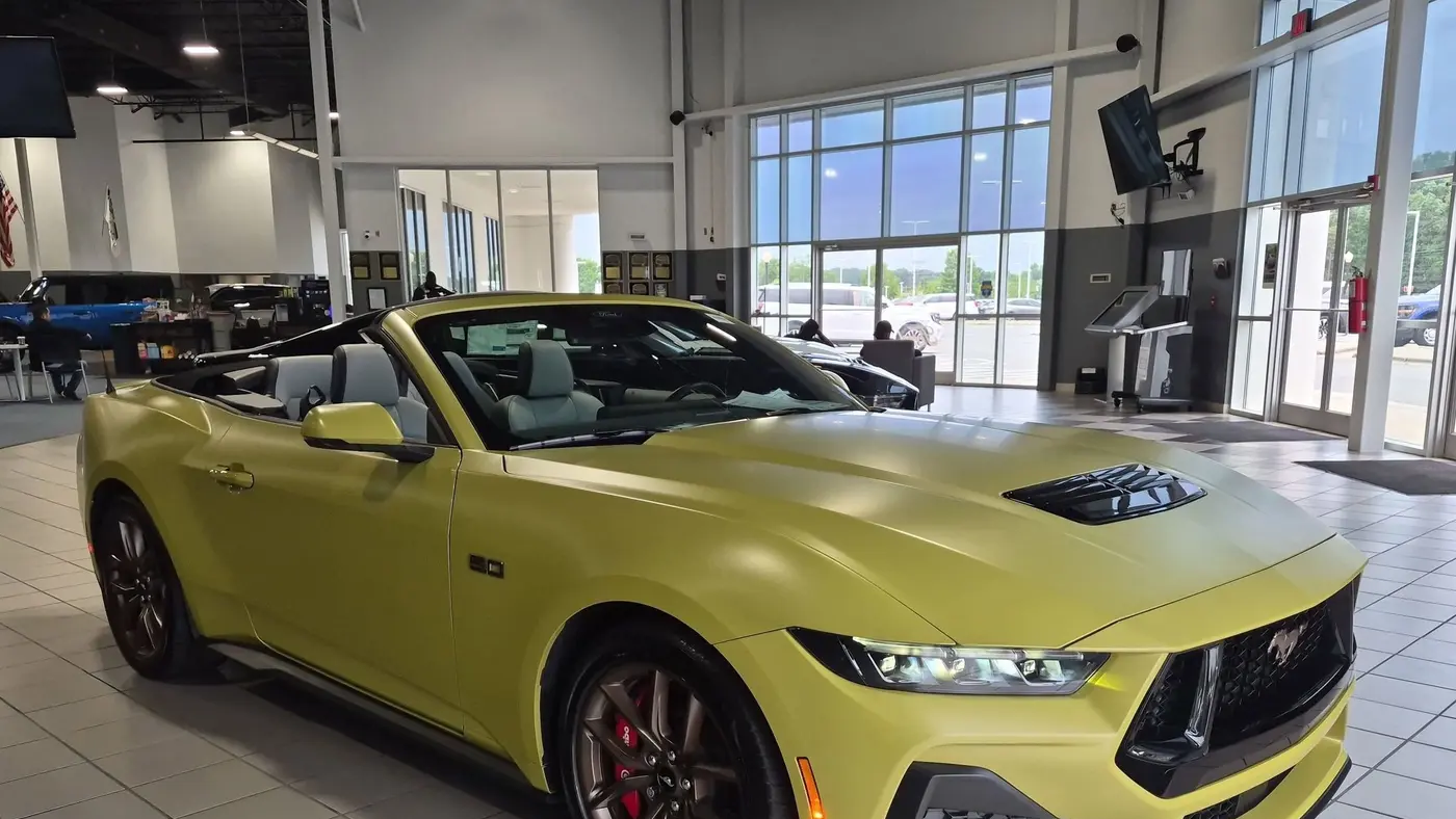 2025 Ford Mustang GT Premium