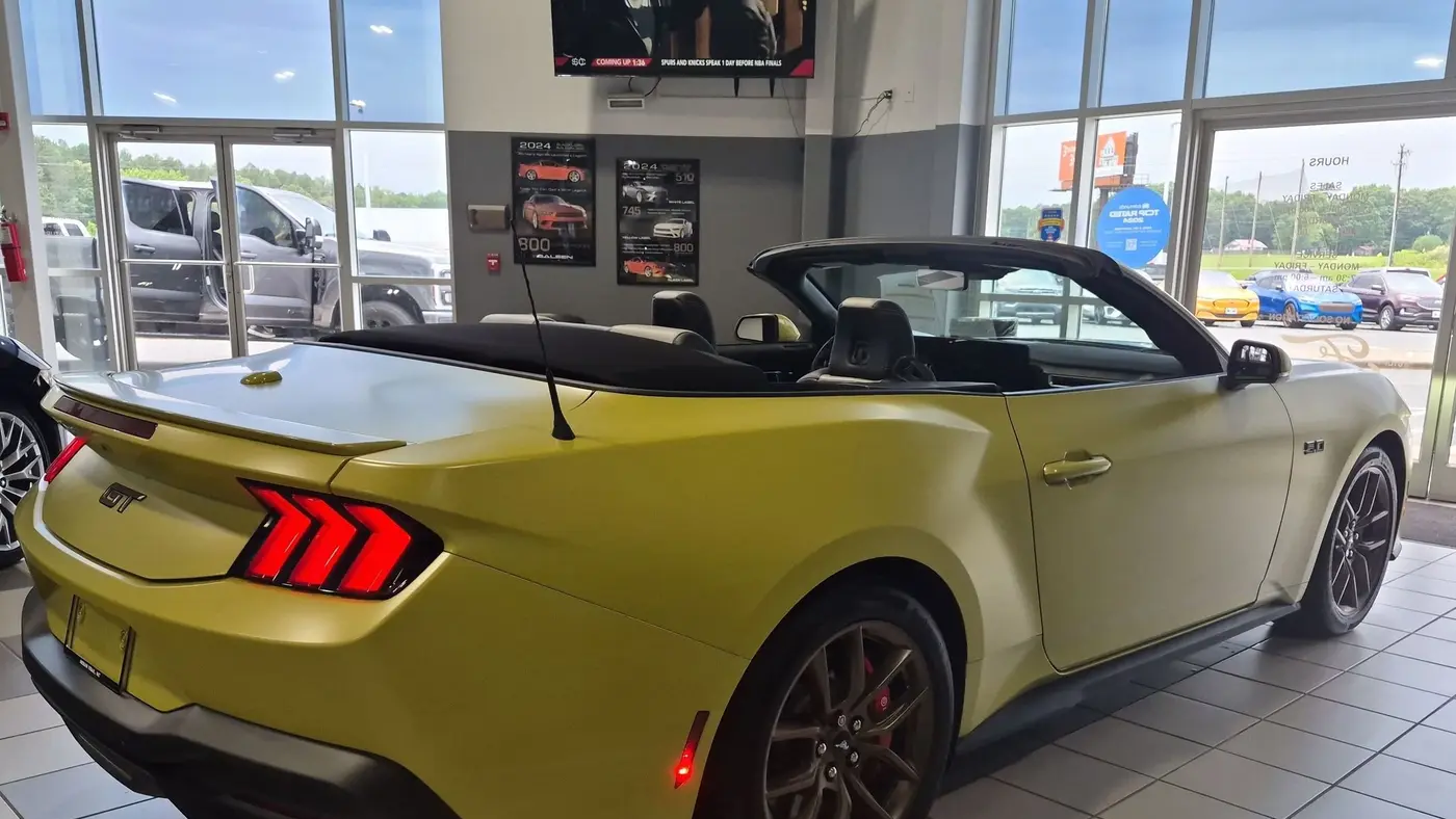 2025 Ford Mustang GT Premium