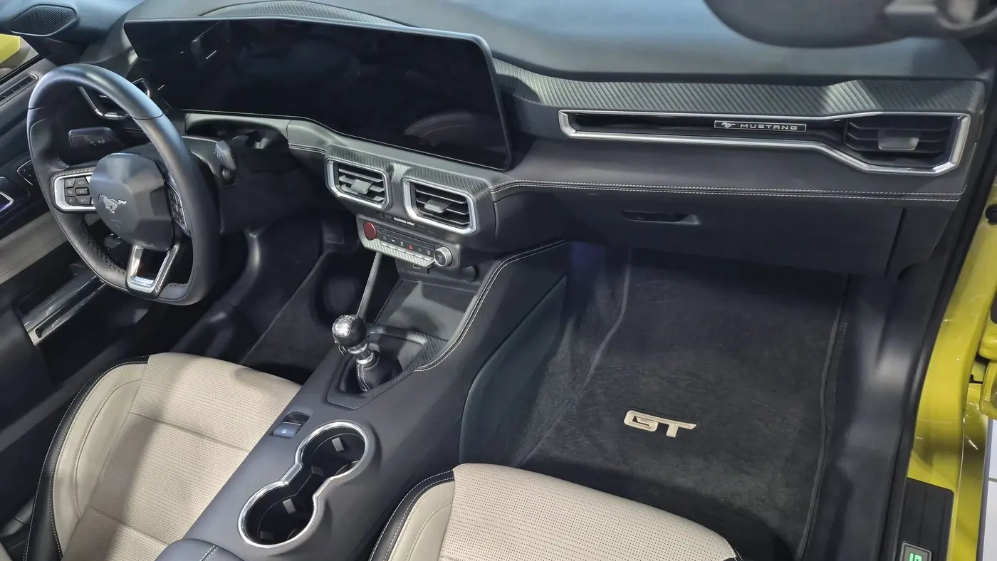 2025 Ford Mustang GT Premium
