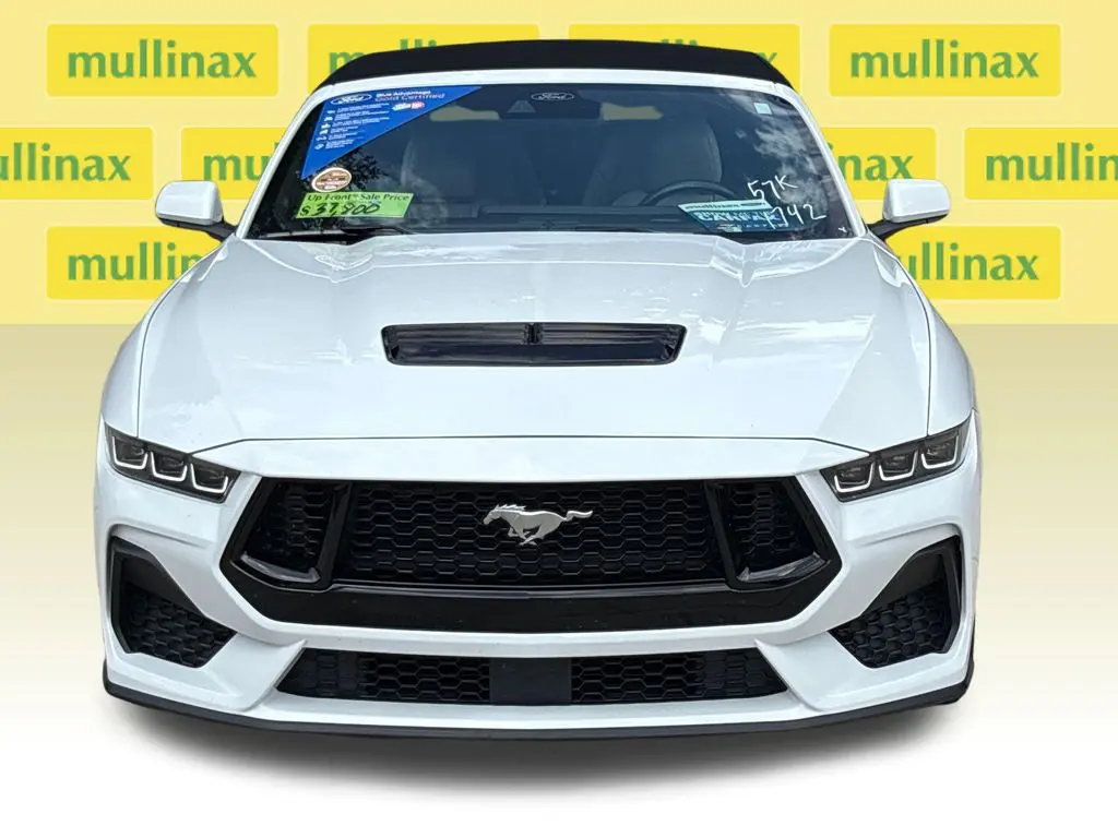 2024 Ford Mustang - $39,000