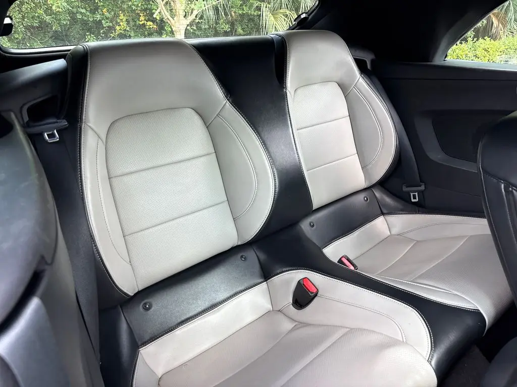 2024 Ford Mustang - $39,000