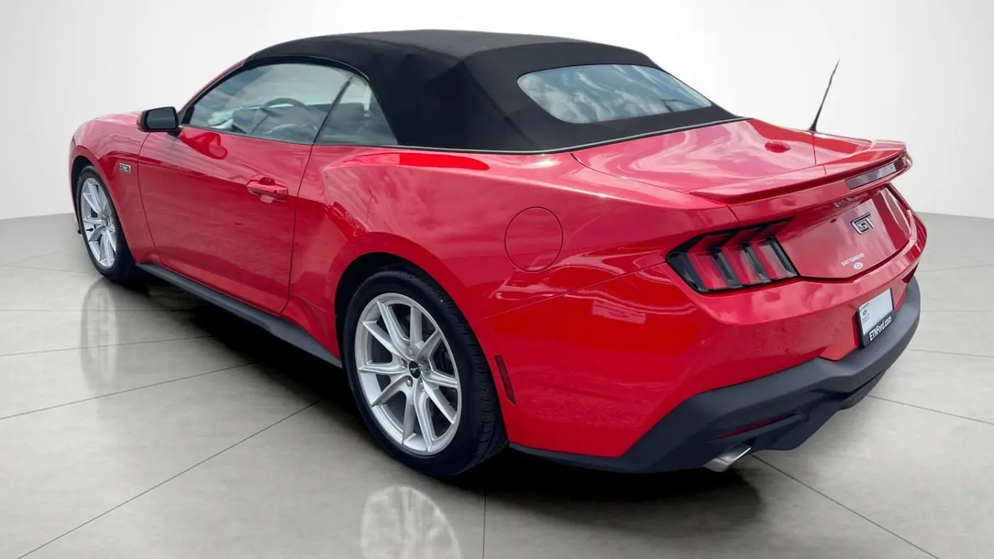 2025 Ford Mustang GT Premium