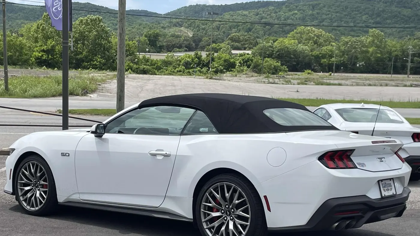 2025 Ford Mustang GT Premium