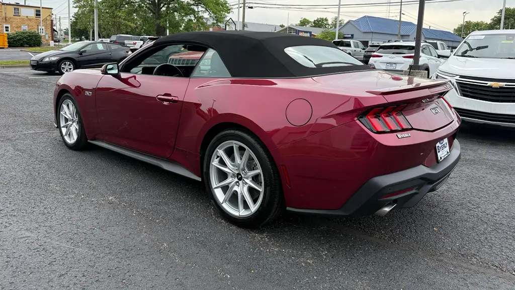 2025 Ford Mustang GT Premium