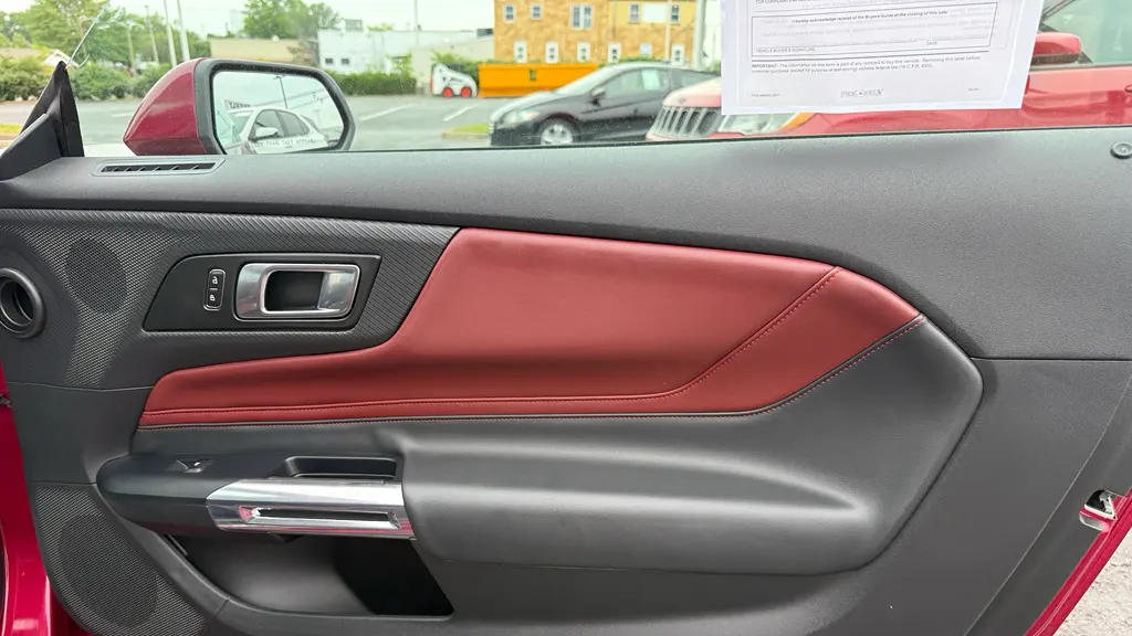 2025 Ford Mustang GT Premium