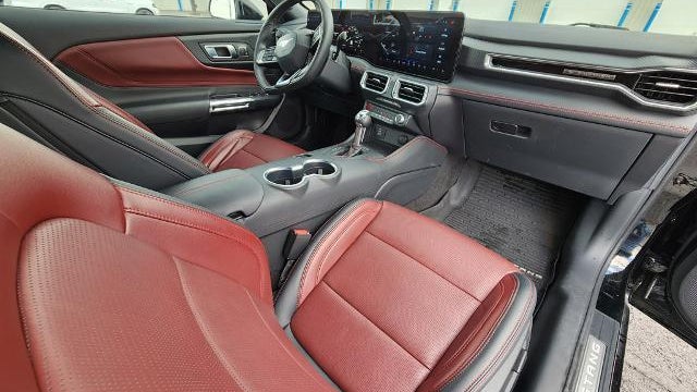 2025 Ford Mustang GT Premium