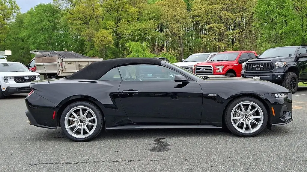 2024 Ford Mustang GT Premium