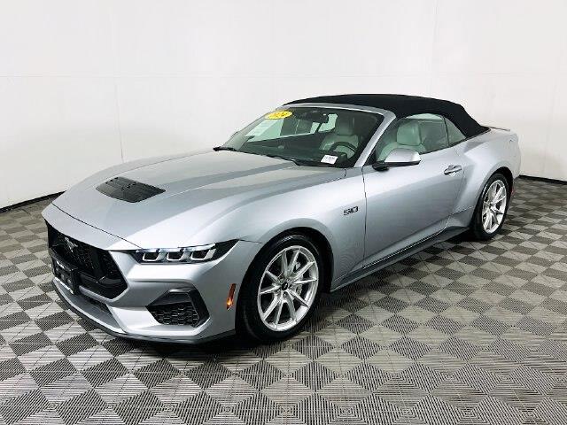 2024 Ford Mustang - $38,800