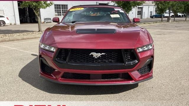 2025 Ford Mustang GT Premium