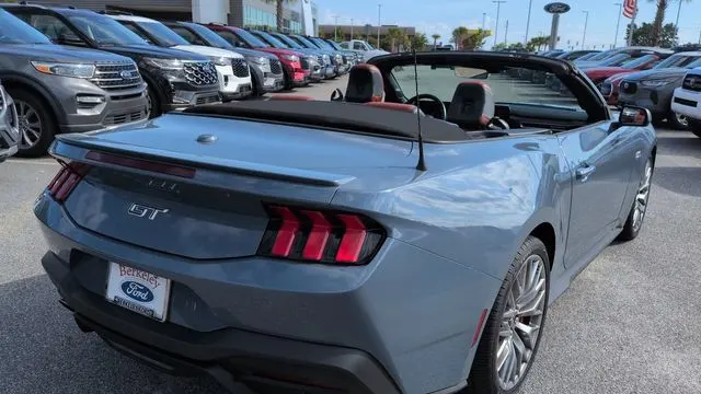 2025 Ford Mustang GT Premium