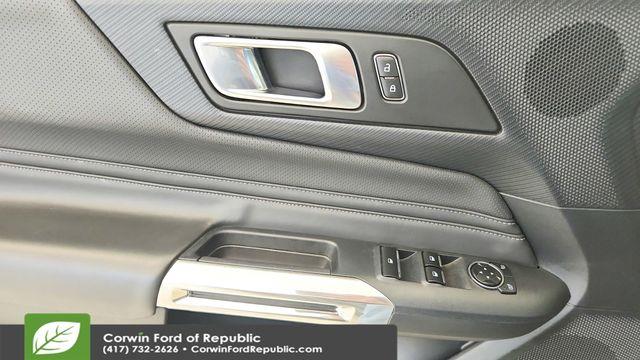 2025 Ford Mustang EcoBoost
