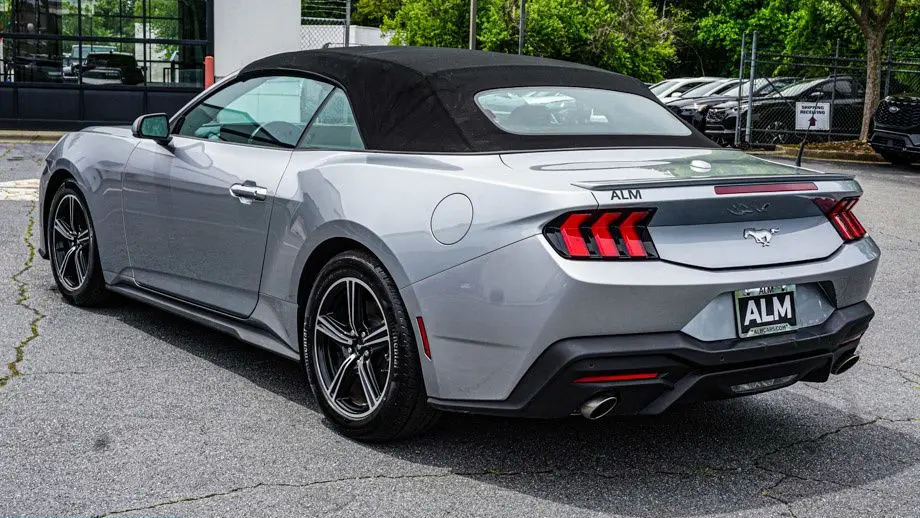 2025 Ford Mustang EcoBoost Premium
