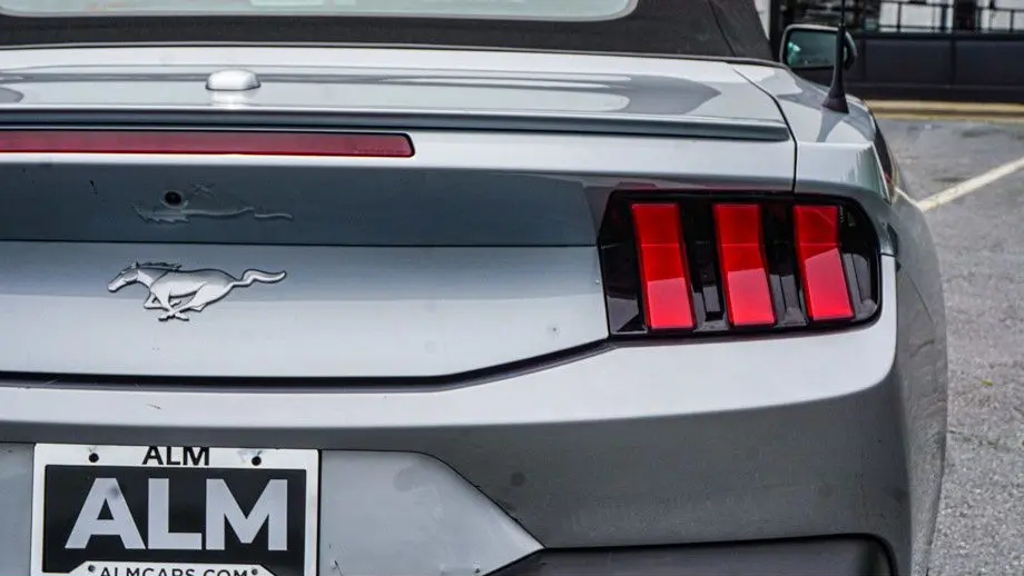 2025 Ford Mustang EcoBoost Premium