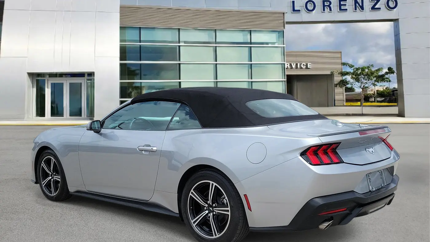 2025 Ford Mustang EcoBoost