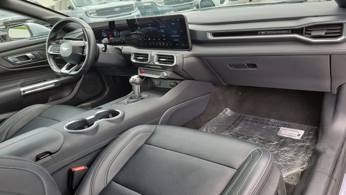 2025 Ford Mustang EcoBoost