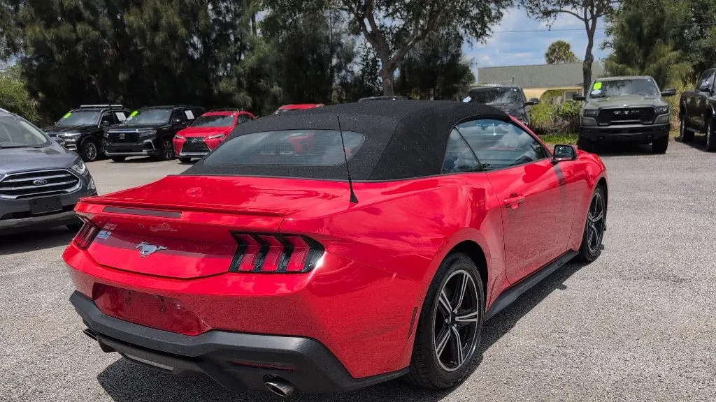 2024 Ford Mustang EcoBoost