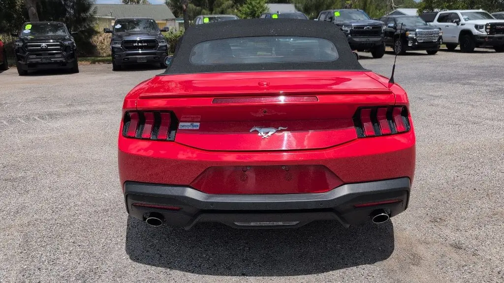 2024 Ford Mustang EcoBoost