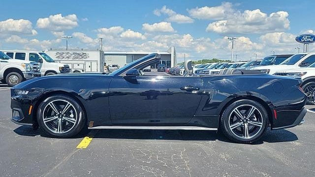 2024 Ford Mustang EcoBoost
