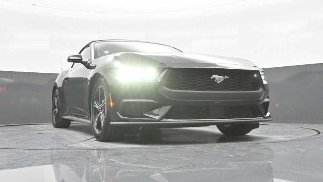 2025 Ford Mustang EcoBoost