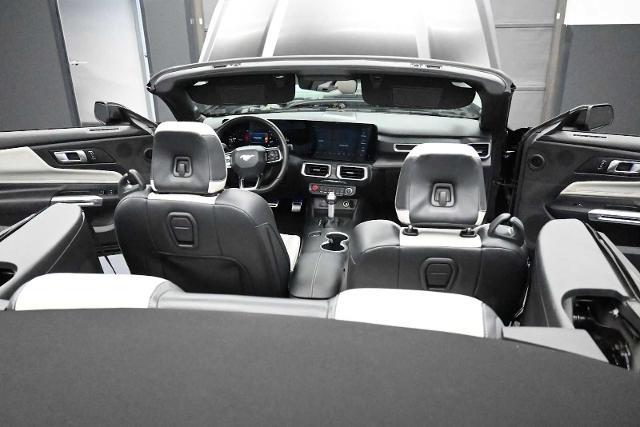 2025 Ford Mustang - $32,786