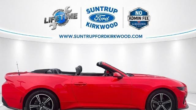 2025 Ford Mustang EcoBoost