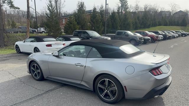 2024 Ford Mustang EcoBoost