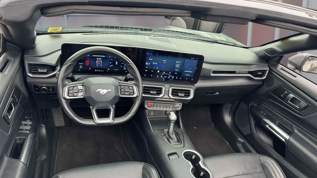 2025 Ford Mustang EcoBoost