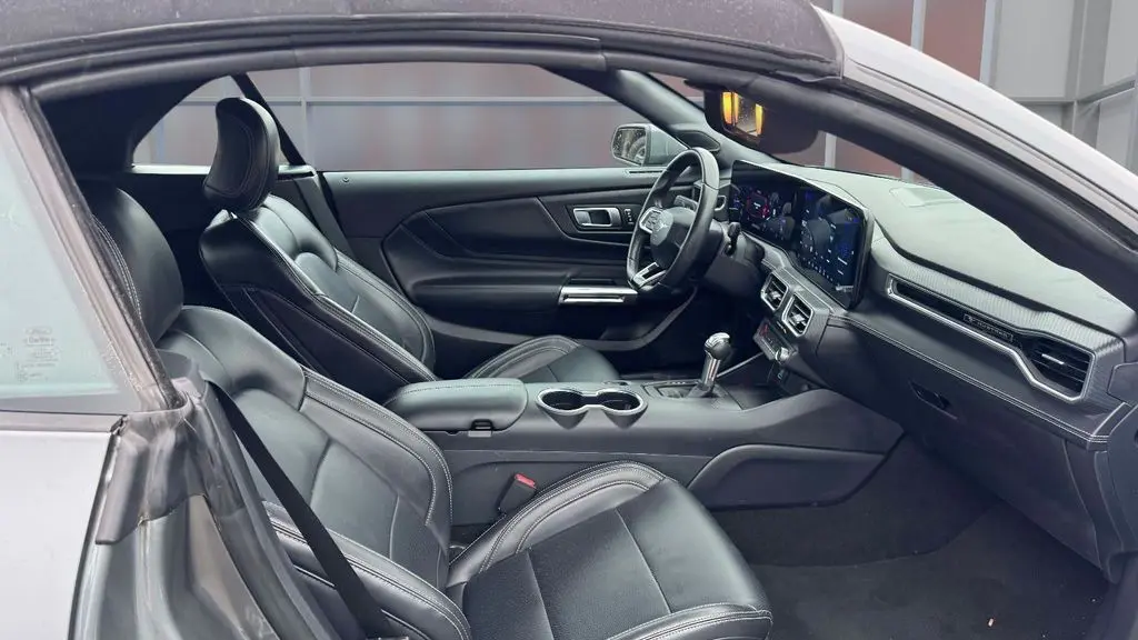 2025 Ford Mustang EcoBoost